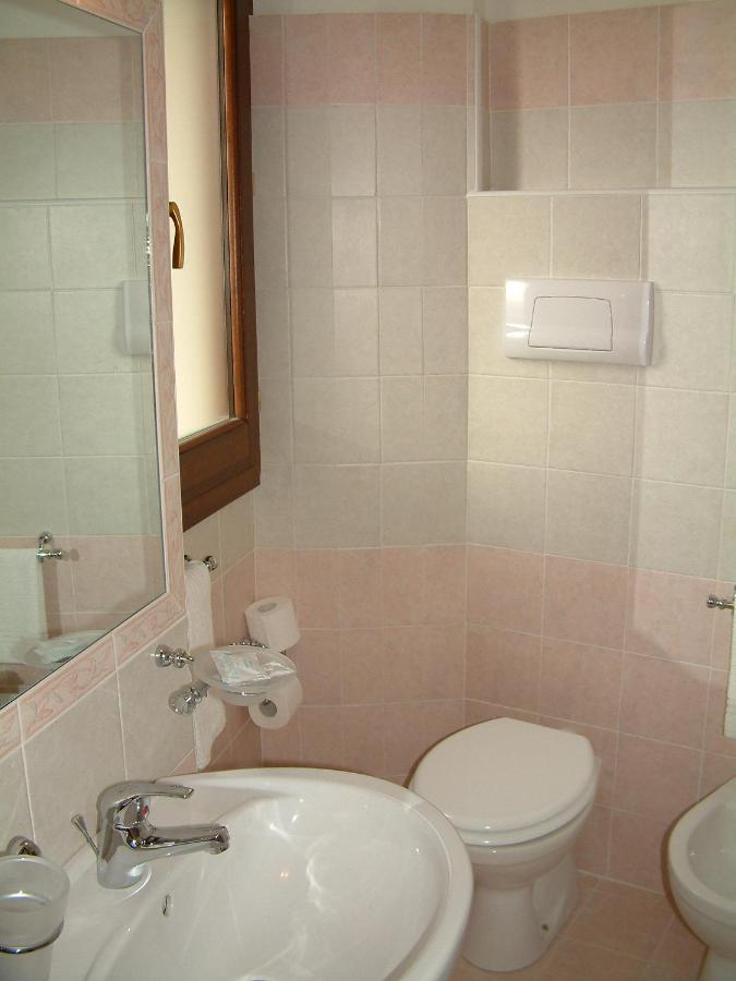 Scano Comfort Inn Santa Teresa Gallura Εξωτερικό φωτογραφία