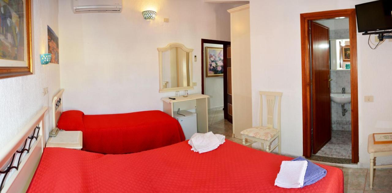 Scano Comfort Inn Santa Teresa Gallura Εξωτερικό φωτογραφία