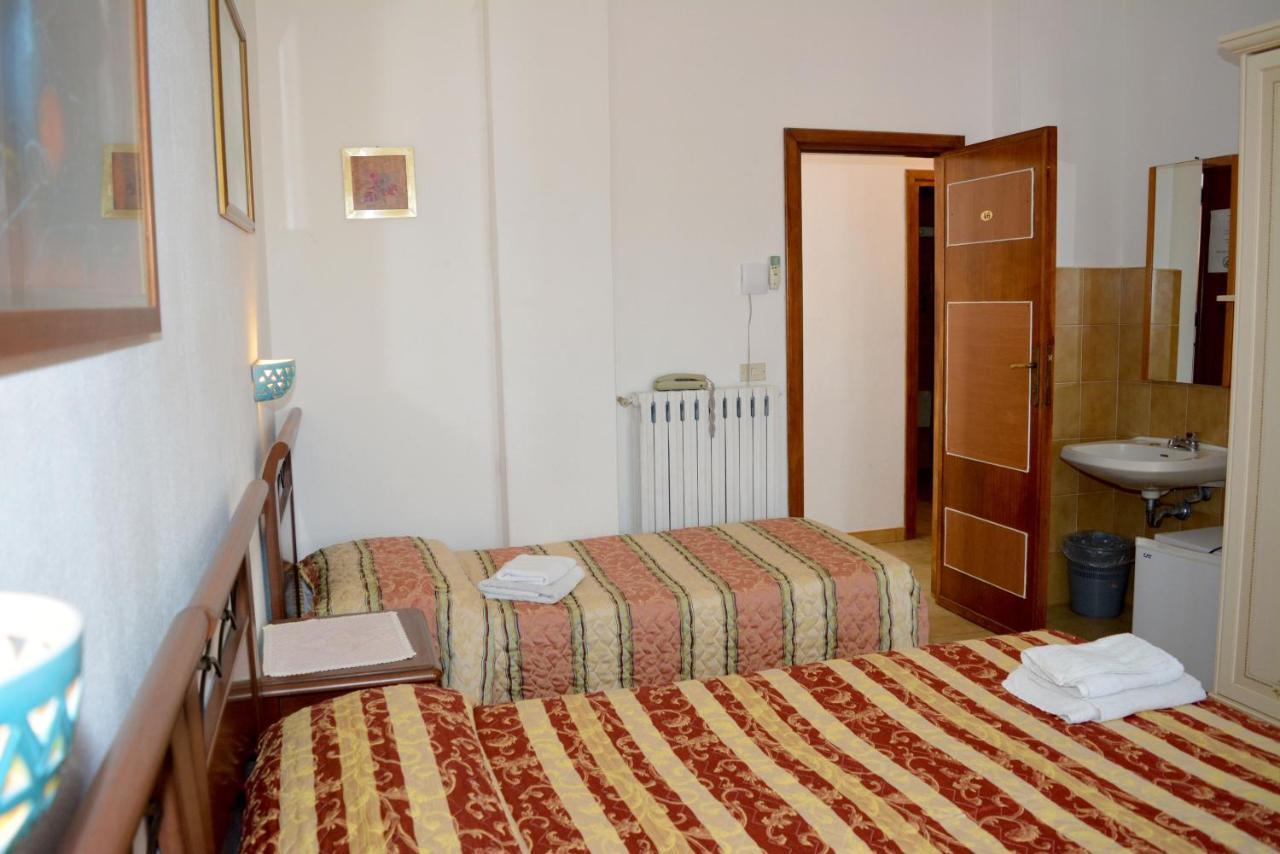 Scano Comfort Inn Santa Teresa Gallura Εξωτερικό φωτογραφία