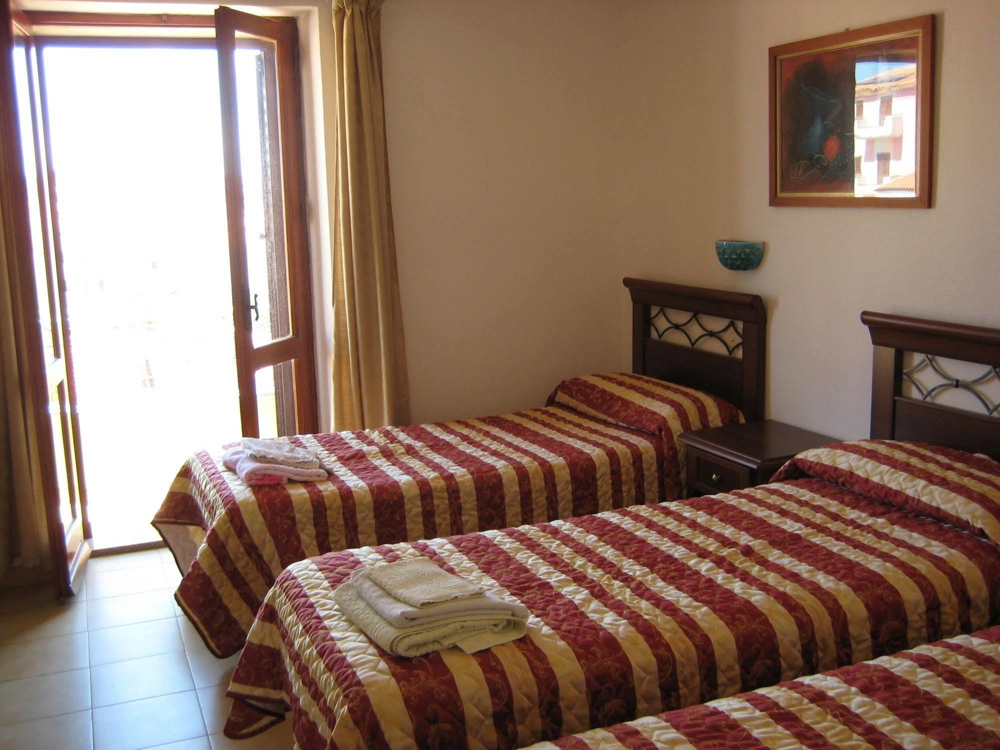 Scano Comfort Inn Santa Teresa Gallura Εξωτερικό φωτογραφία