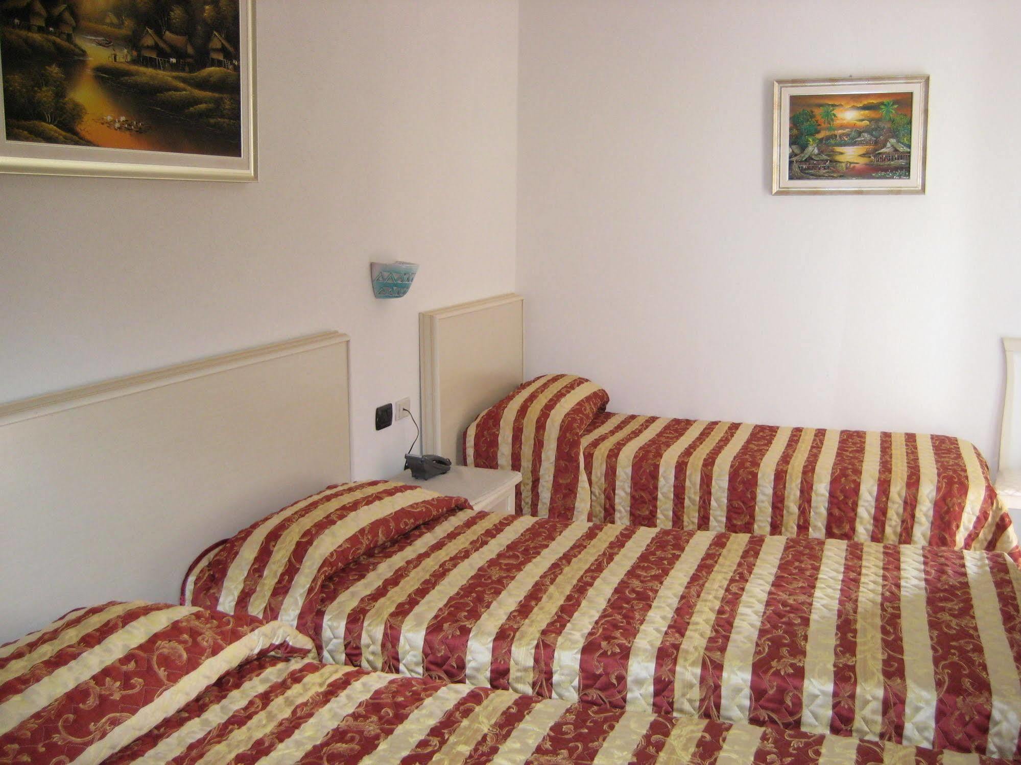Scano Comfort Inn Santa Teresa Gallura Εξωτερικό φωτογραφία